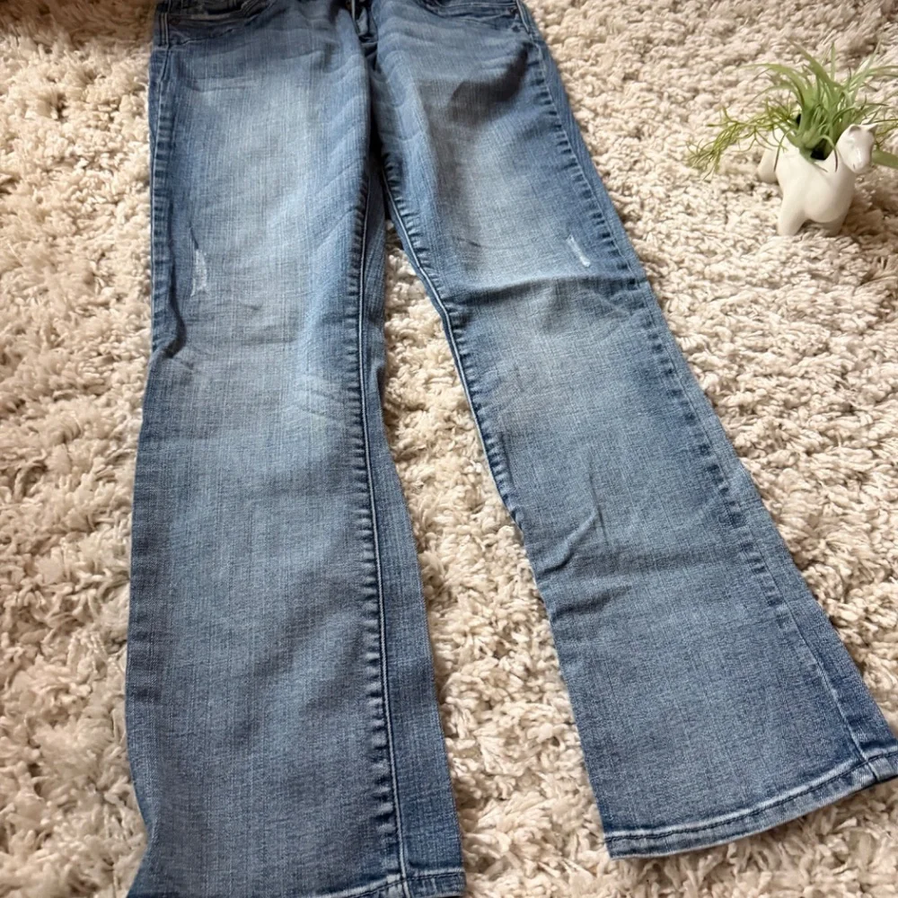 dELiA*s Classic super cute light blue denim pants Blue Boot Cut Jeans your wardr